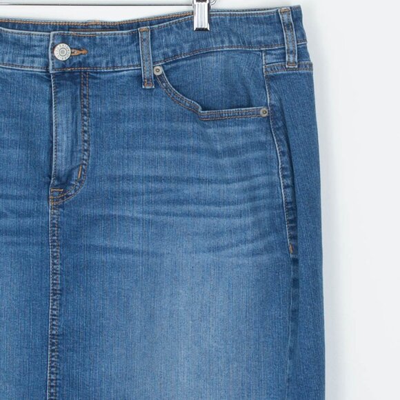Torrid Womens Blue Maxi Denim Front Slit Skirt Size 16 Boho Classic - Picture 2 of 7